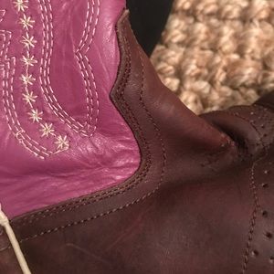 Leather cowgirl boots